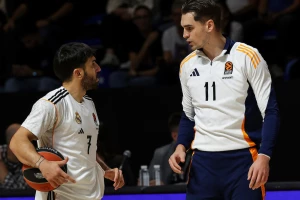 ''Partizane, napadaj'' u svlačionici Reala!